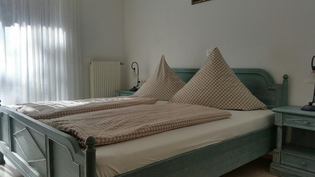 Hotel-Pension Haus Hubertus Weigendorf Rom bilde