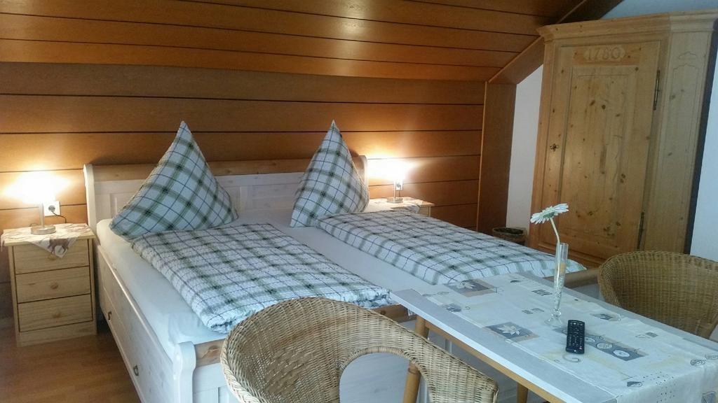 Hotel-Pension Haus Hubertus Weigendorf Rom bilde